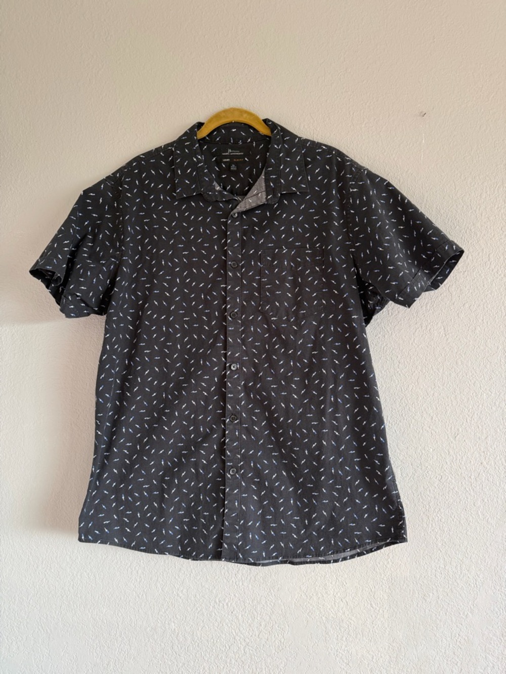 Button Down Lightning Bolt Slim Fit XL Modern Casual Quirky Festival Unique